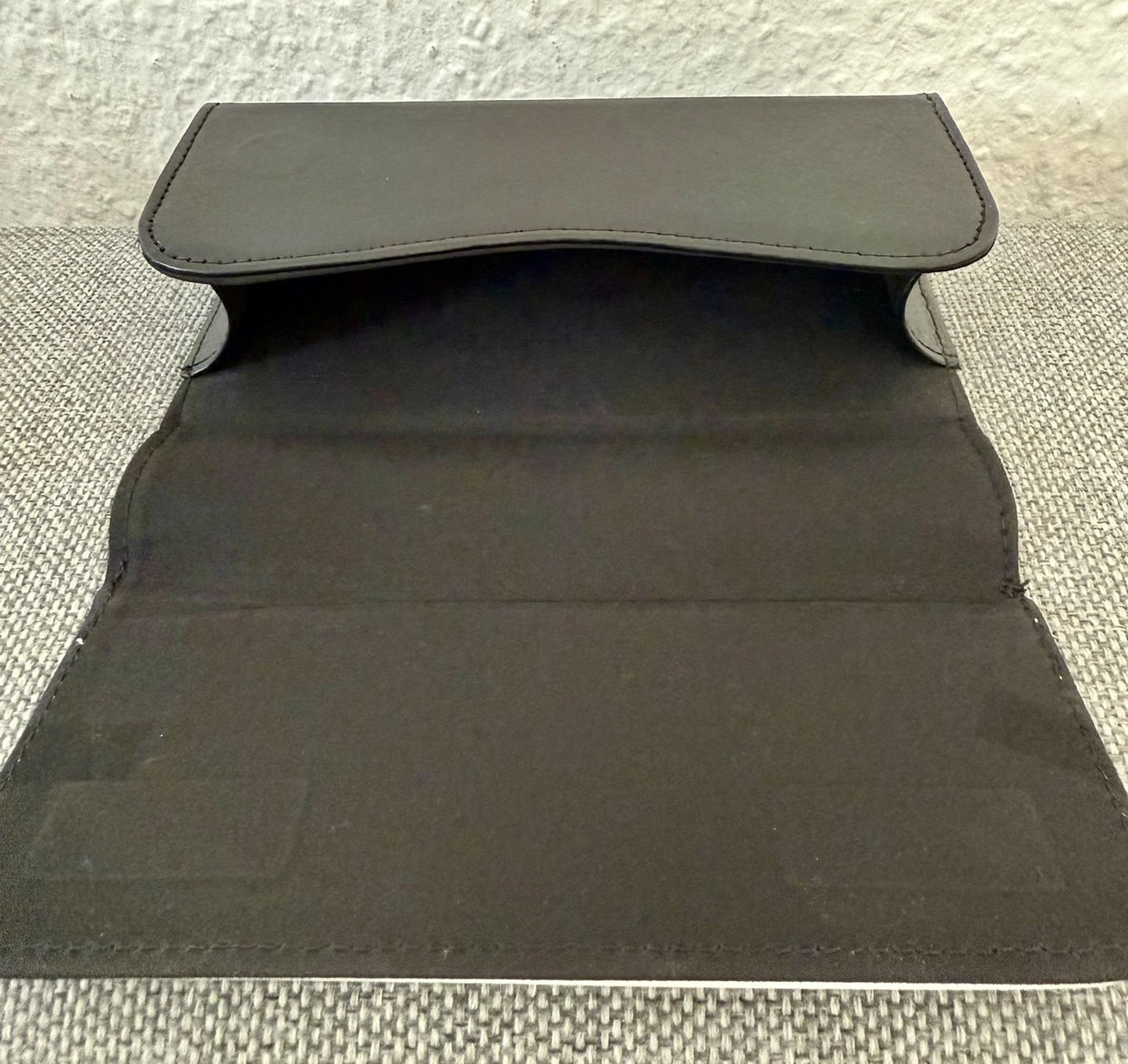 Innenansicht Brillenetui Bearded Collie, 16 × 7,5 cm, stabiles pflegeleichtes Material, Schutz für Brillen, Lieblingshund.de