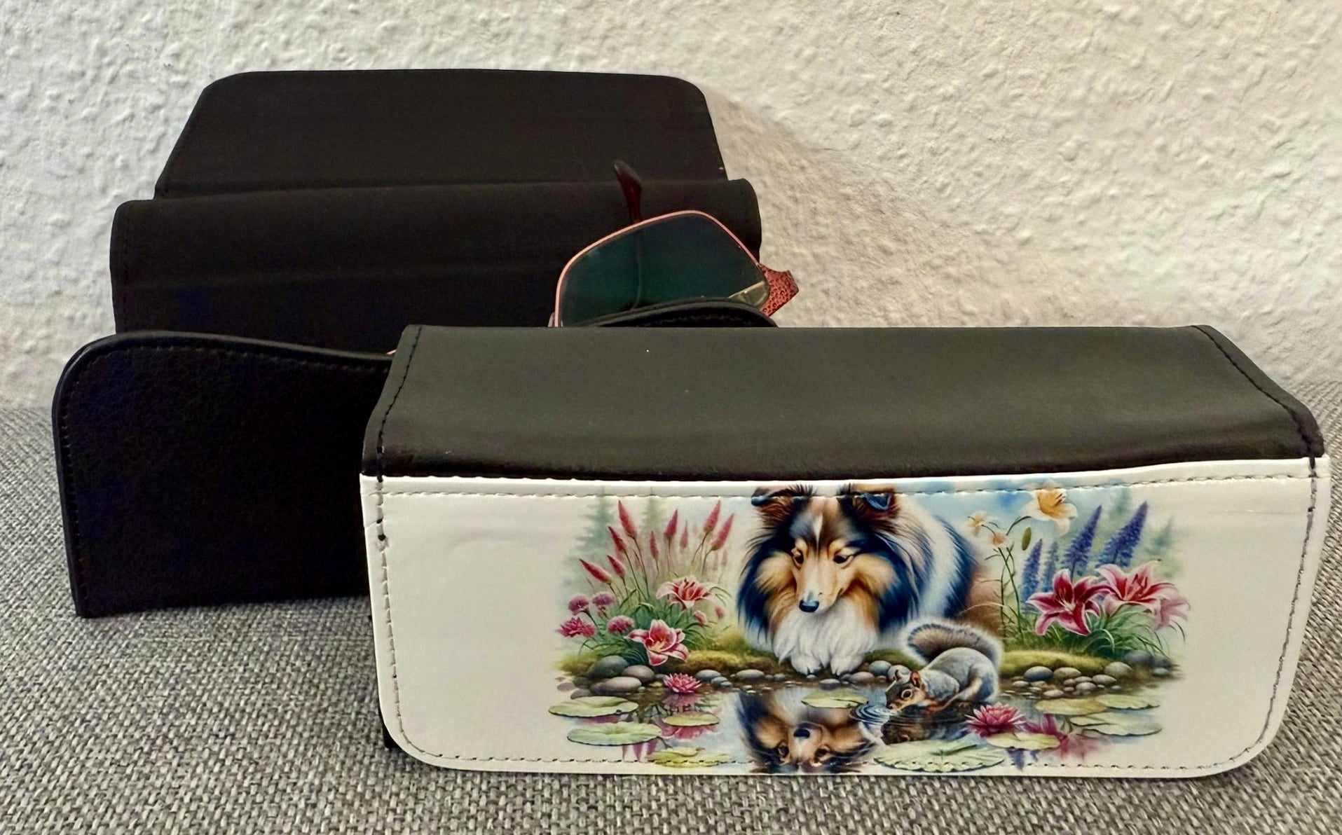 Sheltie Brillenetui 16 × 7,5 cm mit Eichhörnchen Motiv, stabiles pflegeleichtes Material, Lieblingshund.de