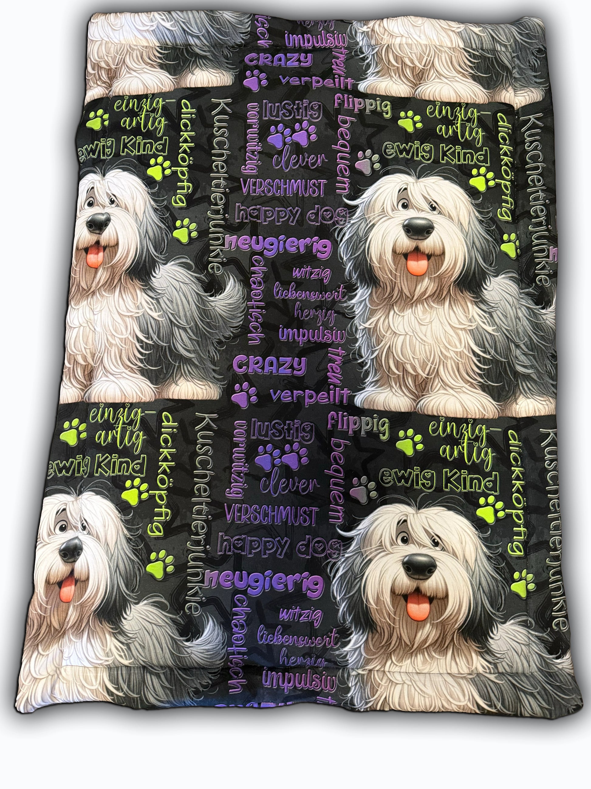 Old English Sheepdog Hundedecke 70x100 cm – beidseitig Motiv „ewig Kind“, French Terry mit 300 g/m² Volumenvlies, handgefertigt für Couch oder Boden.
